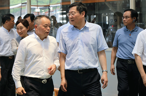 省委书记杜家毫参观zoty中欧体育官方网站
智能制造（邵阳）有限公司